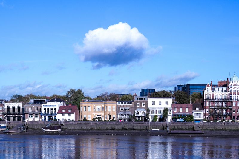 Nuage sur la Tamise